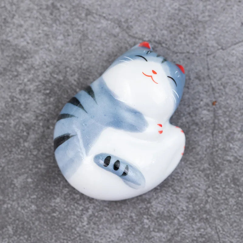 1-5PCS Cute Lucky Cat Chopsticks Holder Japanese Ceramic Chopstick Ceramic Home Decoration Spoon Holder Tableware Food Sushi